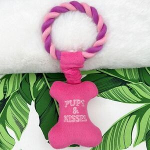 Pups & Kisses Pink Bone Valentine’s Day Dog Squeaky Rope Pull Toy NEW